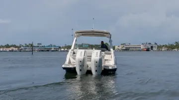 Thumbnail von Sea Ray SLX 310 Outboard