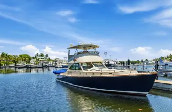 Hinckley Talaria 55 MY