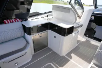 Thumbnail von Sea Ray 370 Sundancer