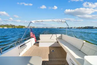 Thumbnail von MJM Yachts 4