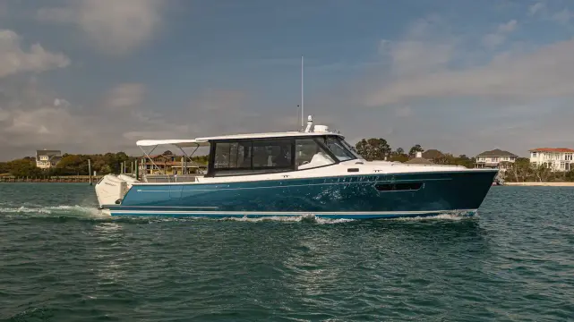 MJM Yachts 4
