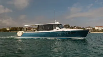 MJM Yachts 4