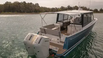 Thumbnail von MJM Yachts 4