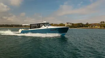 Thumbnail von MJM Yachts 4