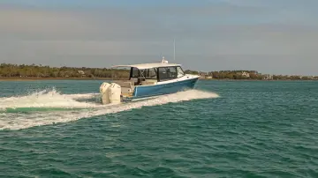Thumbnail von MJM Yachts 4
