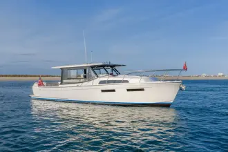 MJM Yachts 42