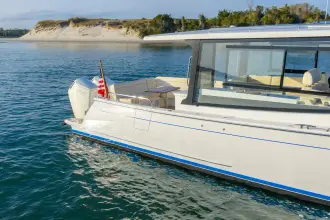 Thumbnail von MJM Yachts 42