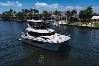 Thumbnail von Aquila 44 Yacht