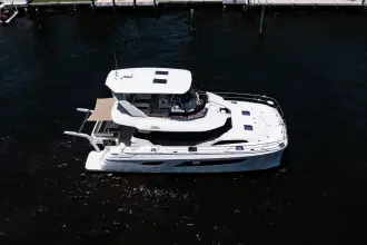 Thumbnail von Aquila 44 Yacht