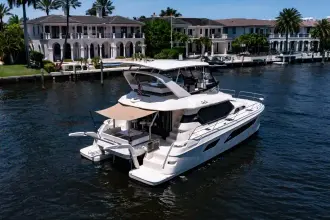 Thumbnail von Aquila 44 Yacht