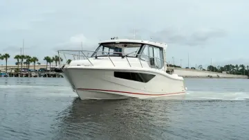 Thumbnail von Boston Whaler 365 Conquest