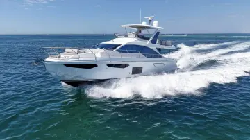Azimut 60 Fly