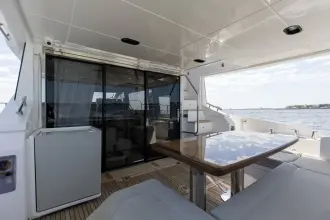 Thumbnail von Azimut 60 Fly
