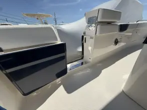 Thumbnail von Robalo R272 CC