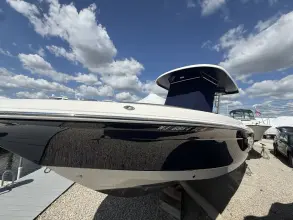 Thumbnail von Robalo R272 CC