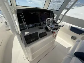 Thumbnail von Robalo R272 CC