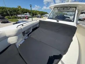 Thumbnail von Boston Whaler 350 Realm