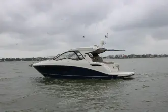 Thumbnail von Sea Ray SLX 350