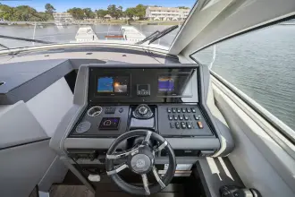 Thumbnail von Cruisers Yachts 46 Cantius
