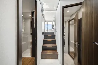 Thumbnail von Cruisers Yachts 46 Cantius