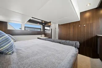 Thumbnail von Cruisers Yachts 46 Cantius
