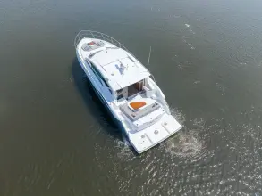 Thumbnail von Cruisers Yachts 46 Cantius