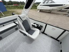 Thumbnail von Harris Grand Mariner 230