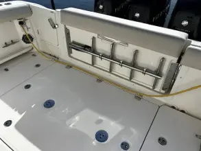 Thumbnail von Boston Whaler 350 Realm
