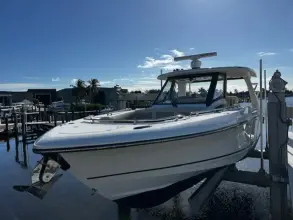 Thumbnail von Boston Whaler 350 Realm