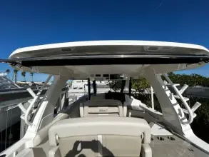 Thumbnail von Boston Whaler 350 Realm