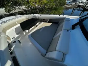 Thumbnail von Boston Whaler 350 Realm