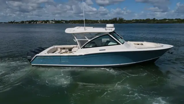 Grady White Freedom 375 No Name