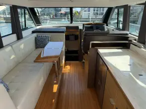 Thumbnail von Tiara Yachts 39 Coupe