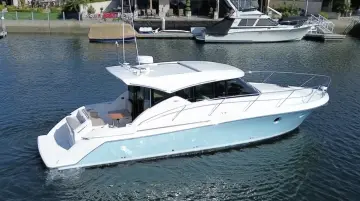 Thumbnail von Tiara Yachts 39 Coupe