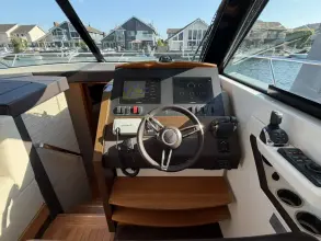 Thumbnail von Tiara Yachts 39 Coupe