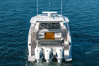 Thumbnail von Tiara Yachts 38 LS