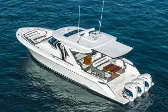 Thumbnail von Tiara Yachts 38 LS