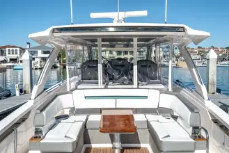 Thumbnail von Tiara Yachts 38 LS