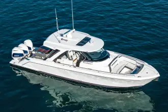 Thumbnail von Tiara Yachts 38 LS