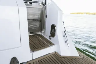 Thumbnail von Sea Ray 320 Sundancer Outboard