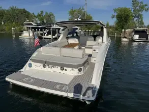 Thumbnail von Sea Ray SLX 400