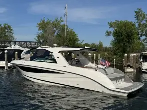 Thumbnail von Sea Ray SLX 400