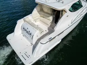Thumbnail von Tiara Yachts 3900 Sovran