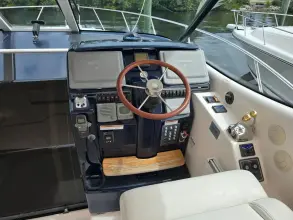 Thumbnail von Tiara Yachts 3900 Sovran