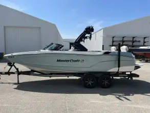 MasterCraft XT24