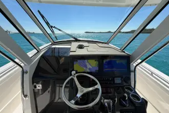 Thumbnail von Pursuit S 378 Sport