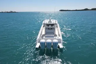 Thumbnail von Pursuit S 378 Sport