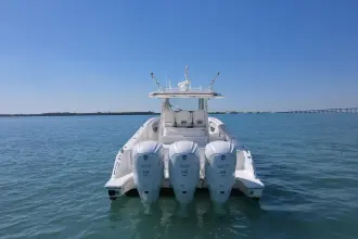 Thumbnail von Pursuit S 378 Sport