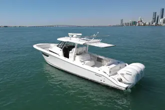 Thumbnail von Pursuit S 378 Sport