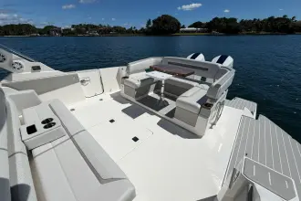 Thumbnail von Tiara Yachts 43LS MARILEE